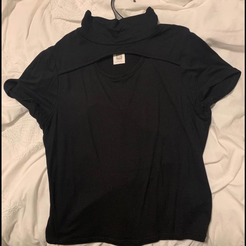 Black Crop Top
